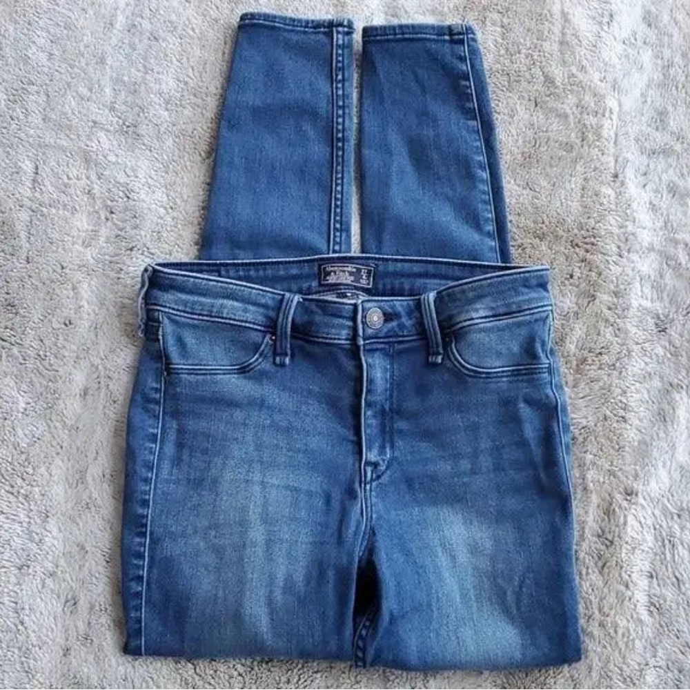 Abercrombie & Fitch Harper low rise jean legging 24 (dark rinse)